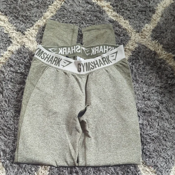 Gymshark Legging Green Super Stretchy Workout Fitness Pant Size M - Picture 1 of 6
